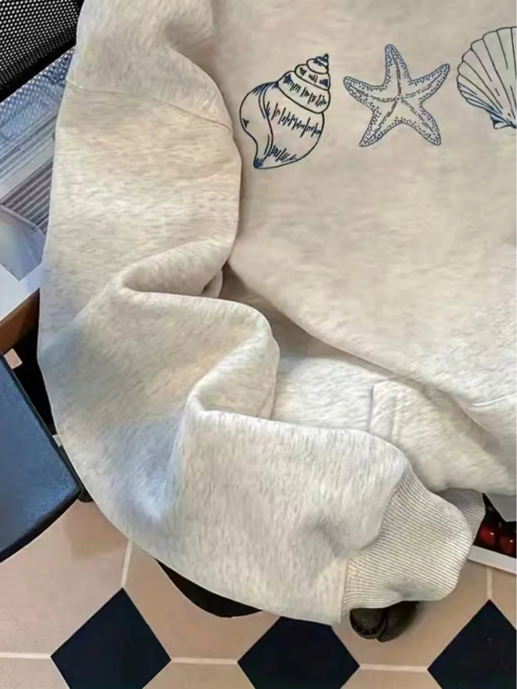 2025 Autumn/Winter Women's Grey Nautical Shell and Starfish Print Hoodie Pullover Shell Logo Soft Casual Wear Fall Clotheswinter